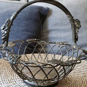 Godinger Silver Wired Basket